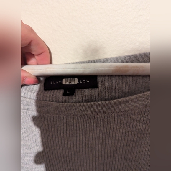 Slate Willow Grey Pink Bell Sleeve Sweater Size L Rent The Runway - Picture 4 of 6